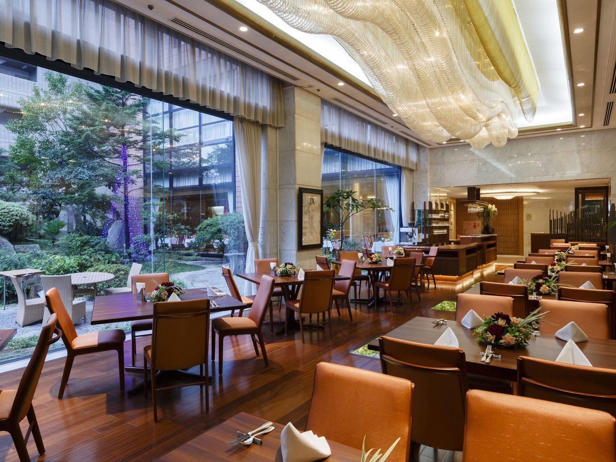 Hotel Pearl Garden Takamatsu Eksteriør bilde